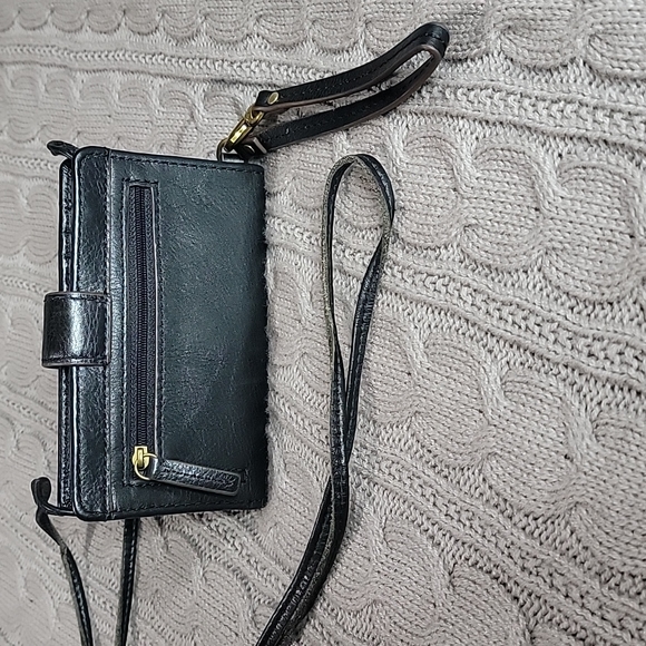Black Fossil Wristlet/Crossbody - Picture 9 of 14